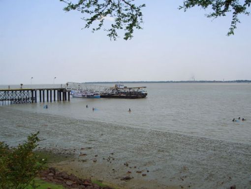 2005年5月1日