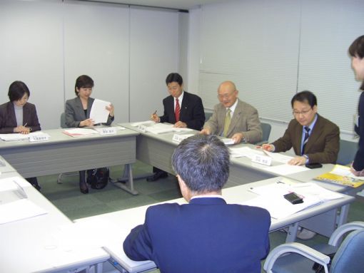2005年2月1日