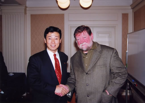 2004年12月1日