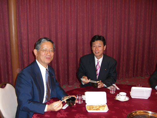 2005年11月21日