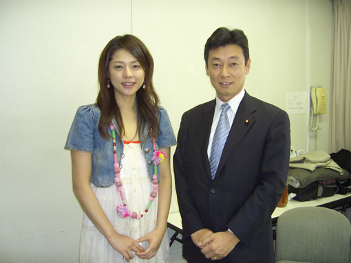2006年2月25日